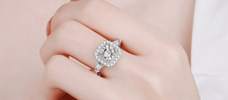 How to Design Your Own "Custom 10K Engagement Ring": Tips from Jewelry Experts