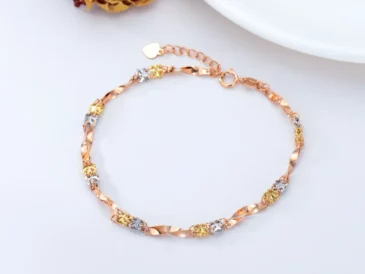 18K Gold Three-Tone Twisted Link Bracelet – White Gold, Yellow Gold, and Rose Gold